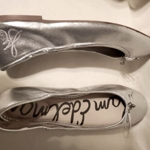 Sam Edelman size 9.5 M Silver Ballerina Flats